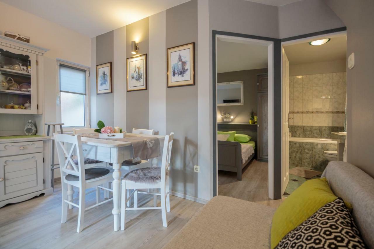 Apartments Villa Anka Комижа Екстер'єр фото